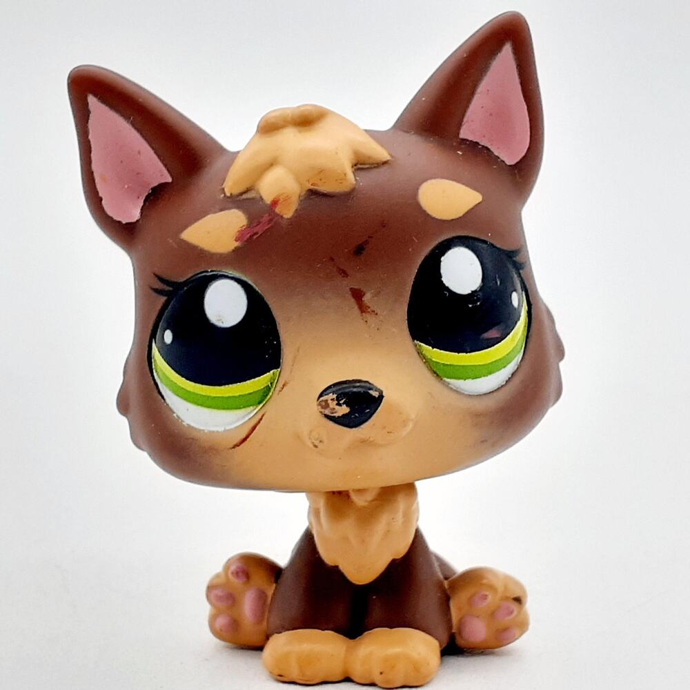 Littlest Pet Shop Brown Dog Puppy Mini Figure Green Eyes Hasbro LPS Toy 2010
